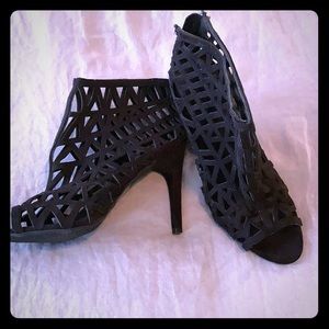 Black Zigi soho heels